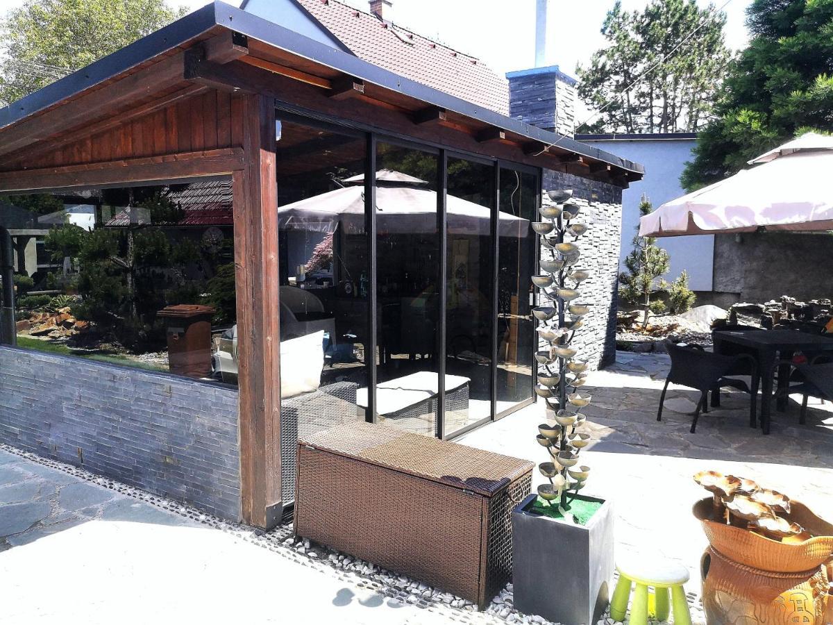 Aspen Villa Kamenny Ujezd  Exterior photo